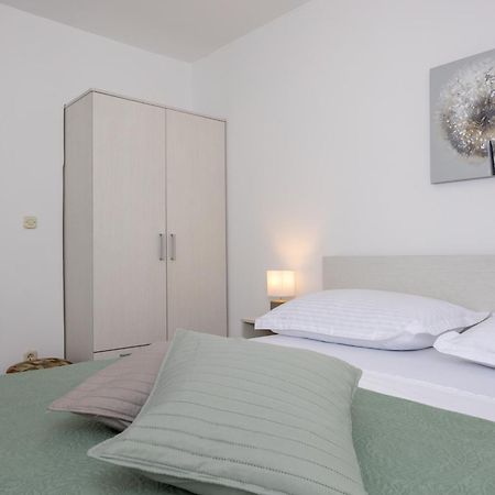 Apartmani Iva Tučepi Екстериор снимка