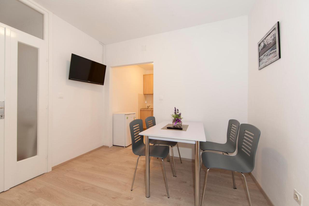 Apartmani Iva Tučepi Екстериор снимка
