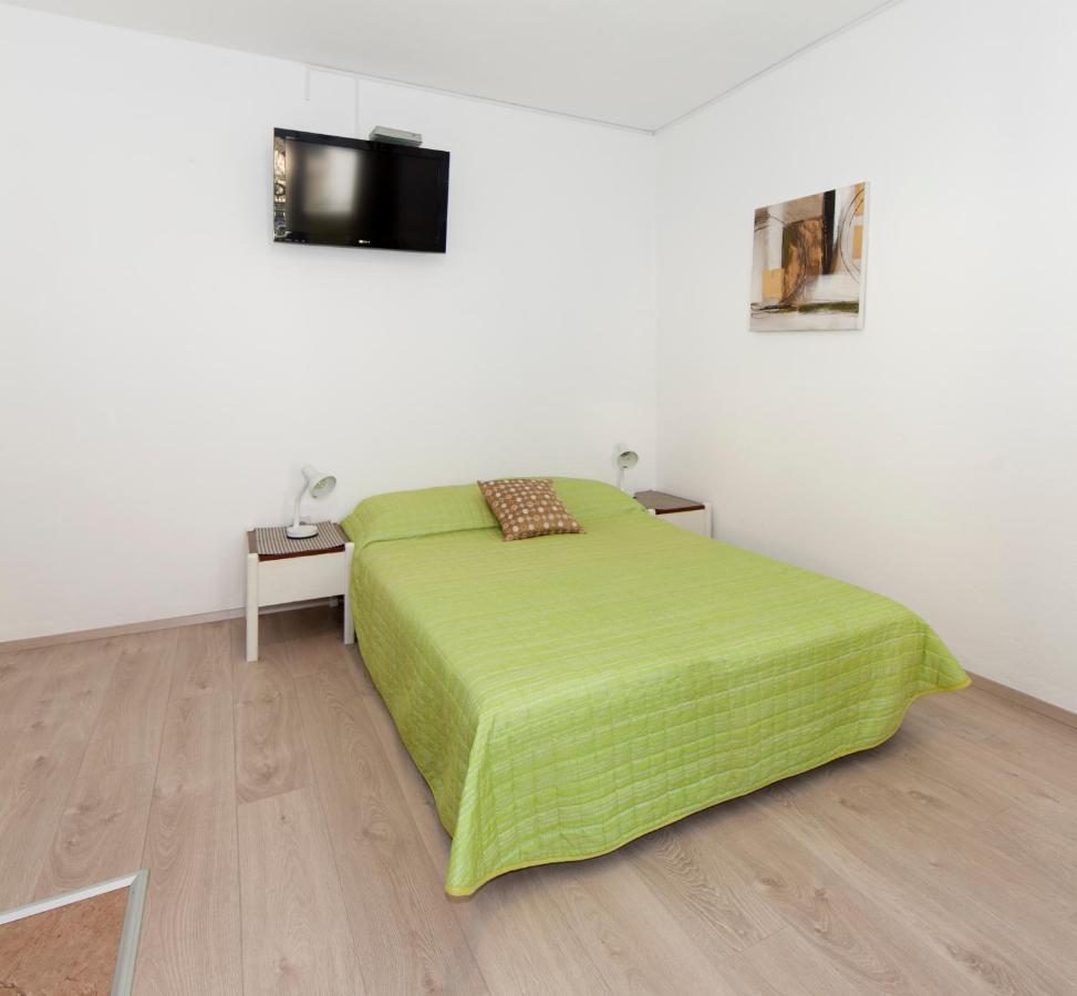 Apartmani Iva Tučepi Екстериор снимка