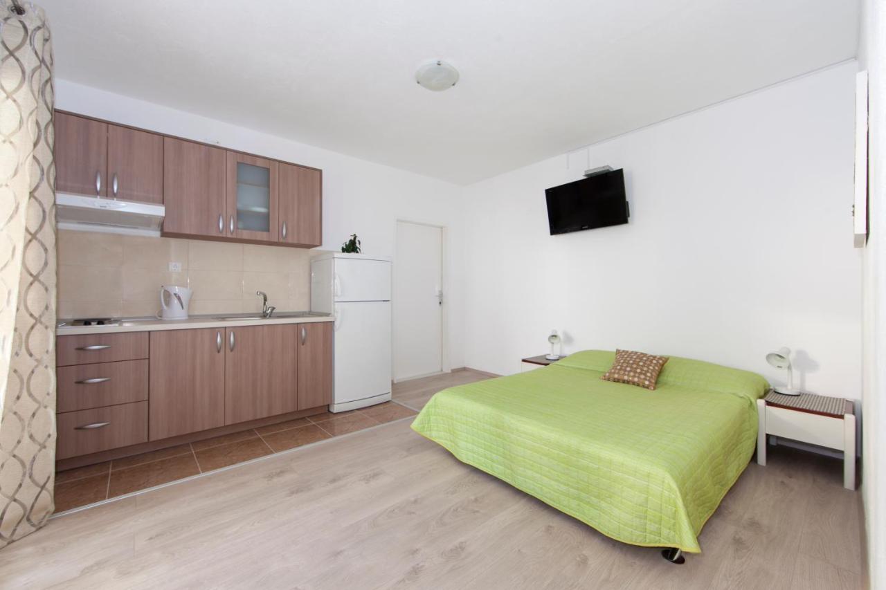 Apartmani Iva Tučepi Екстериор снимка