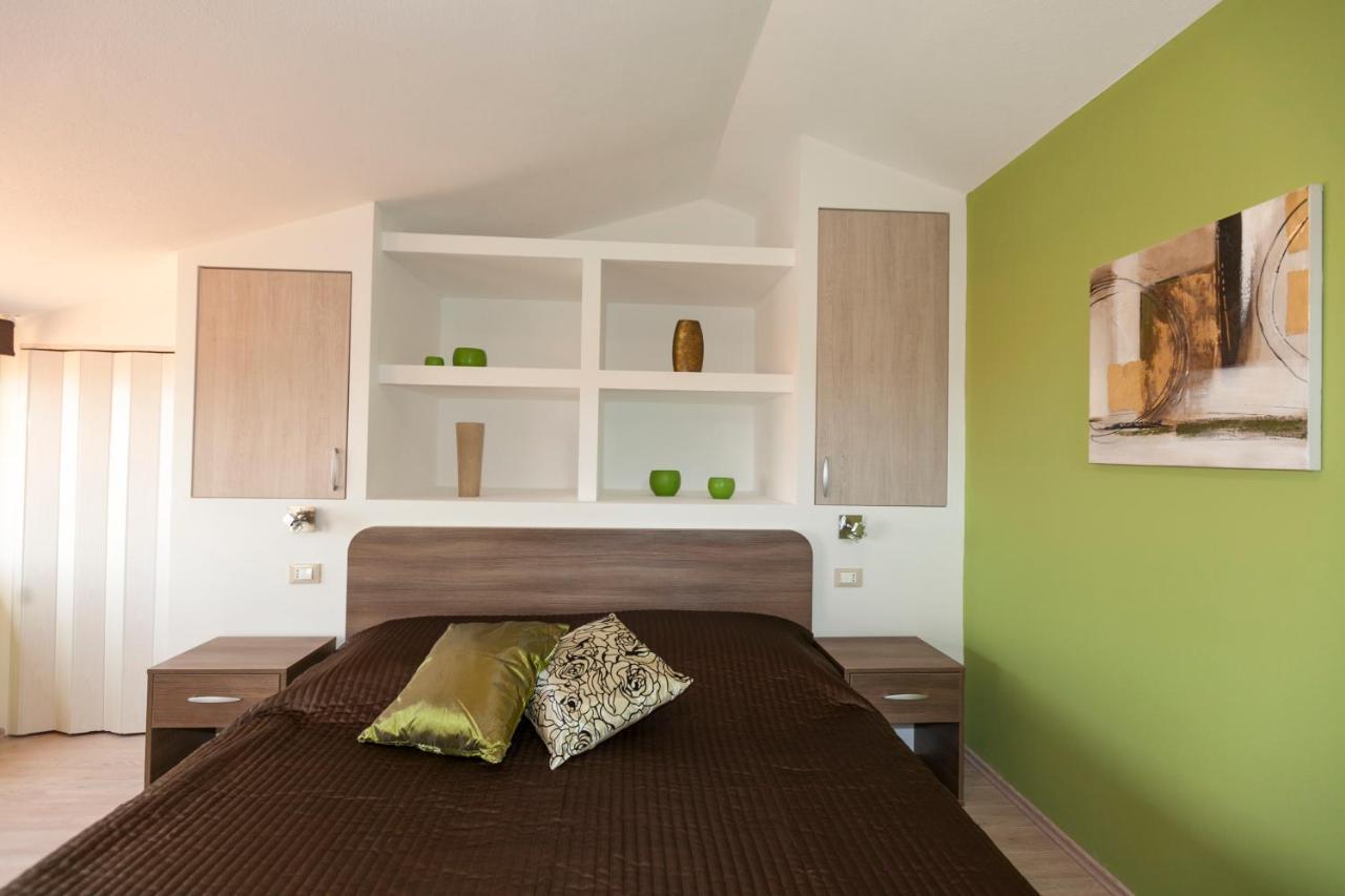 Apartmani Iva Tučepi Екстериор снимка