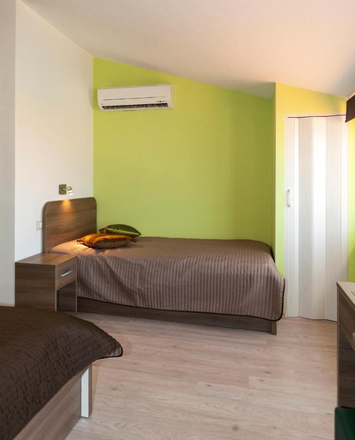 Apartmani Iva Tučepi Екстериор снимка