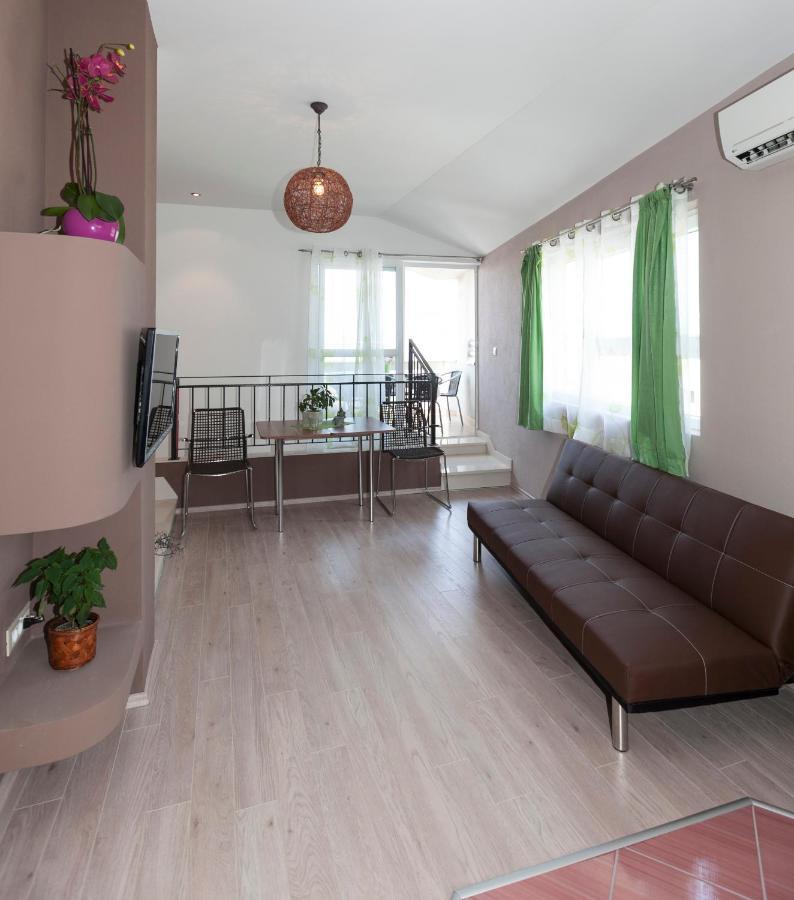 Apartmani Iva Tučepi Екстериор снимка