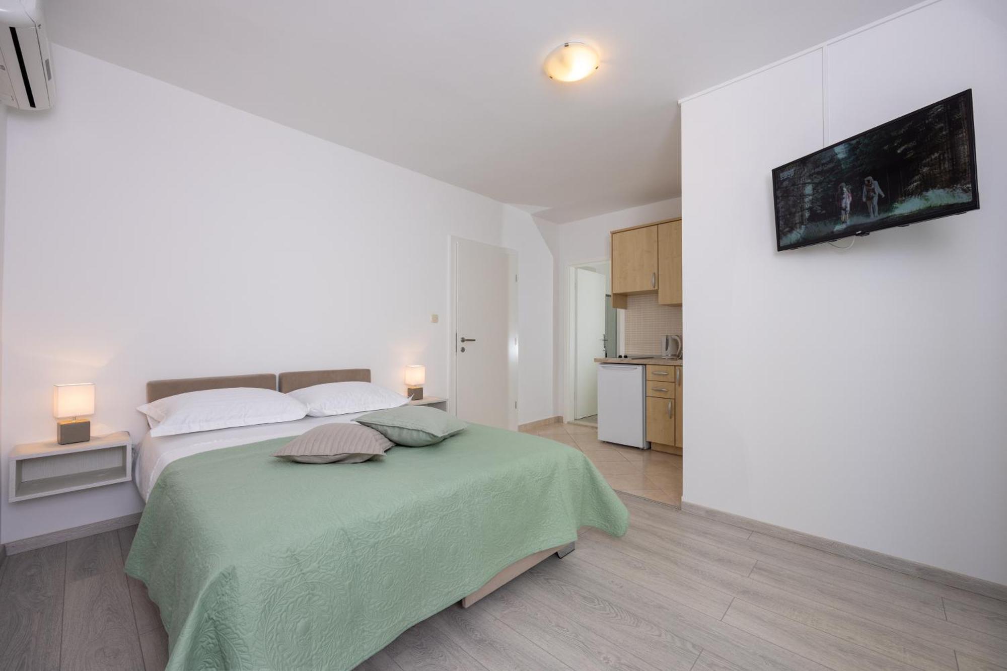 Apartmani Iva Tučepi Екстериор снимка