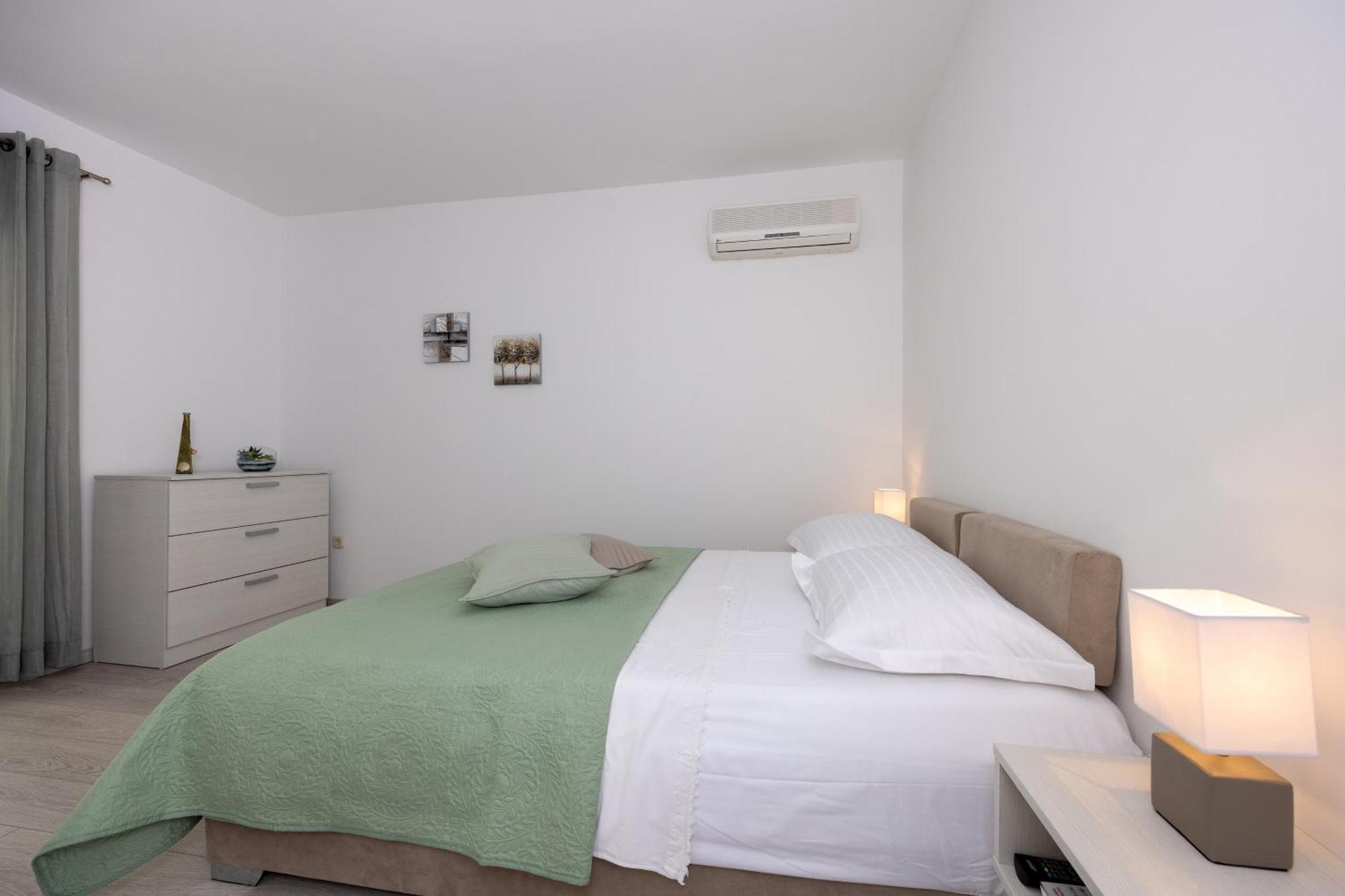 Apartmani Iva Tučepi Екстериор снимка