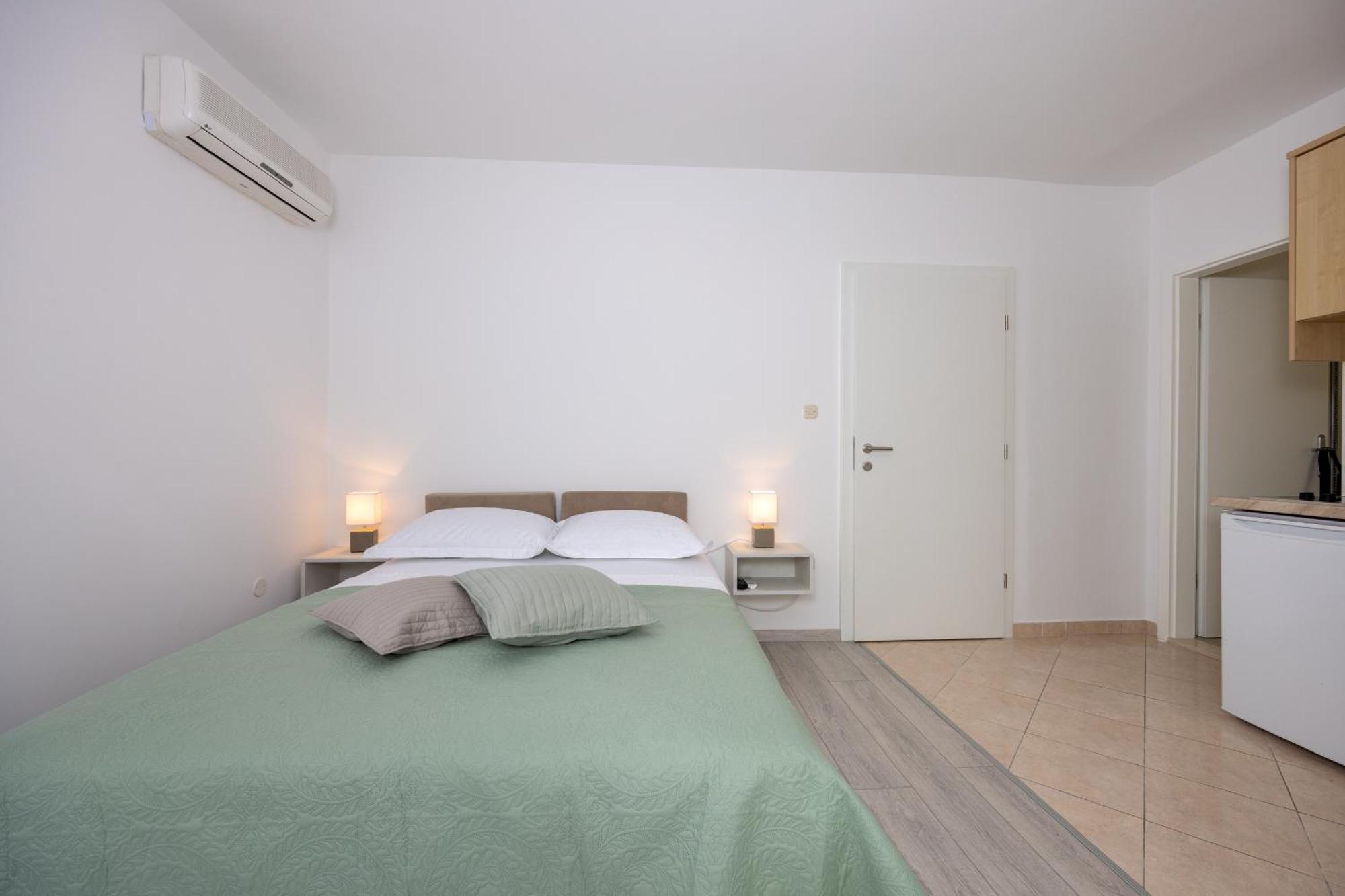 Apartmani Iva Tučepi Екстериор снимка